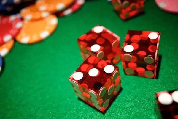 Lucky Neko slot game interface showing five reels and lucky cat symbol on slot633 login
